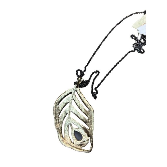 Crystal Leaf Gold-tone Pendant Necklace, 14" drop - Picture 4 of 10